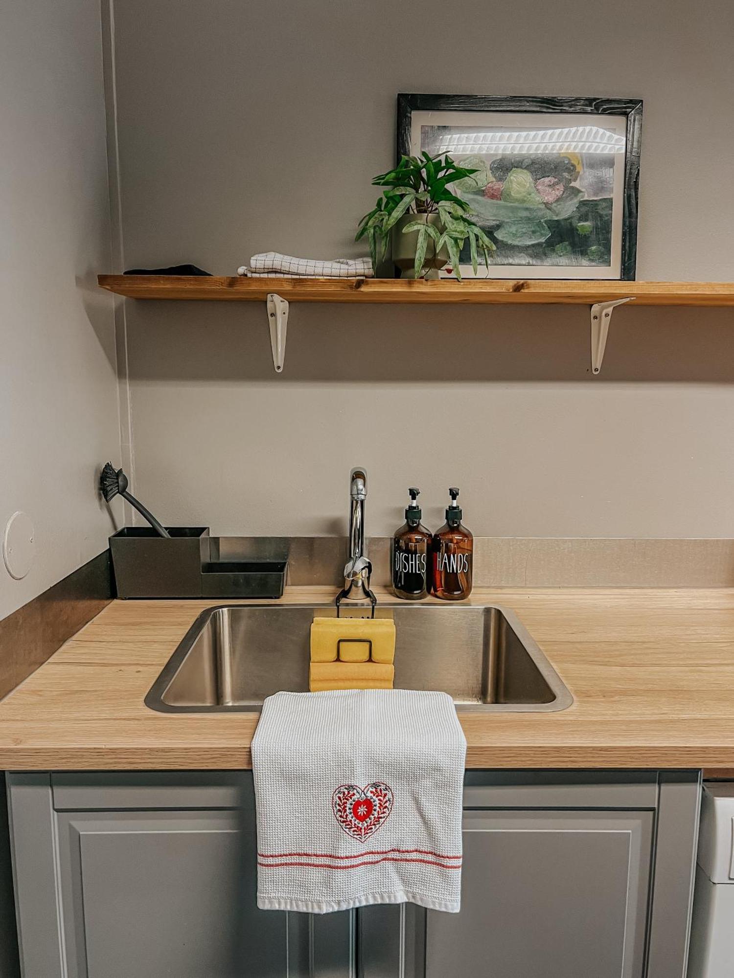 Guesthouse Reynir Vík Eksteriør billede