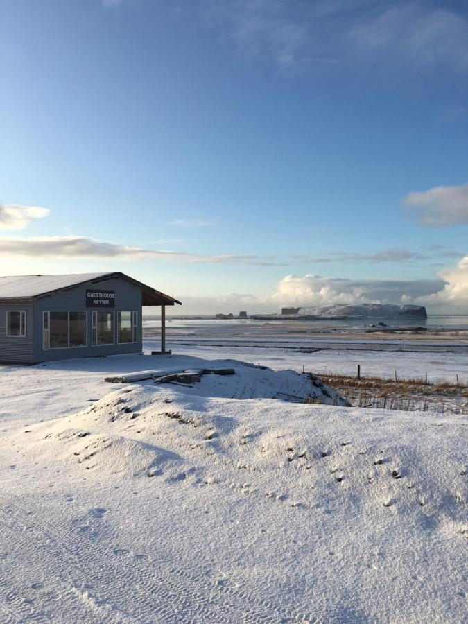 Guesthouse Reynir Vík Eksteriør billede